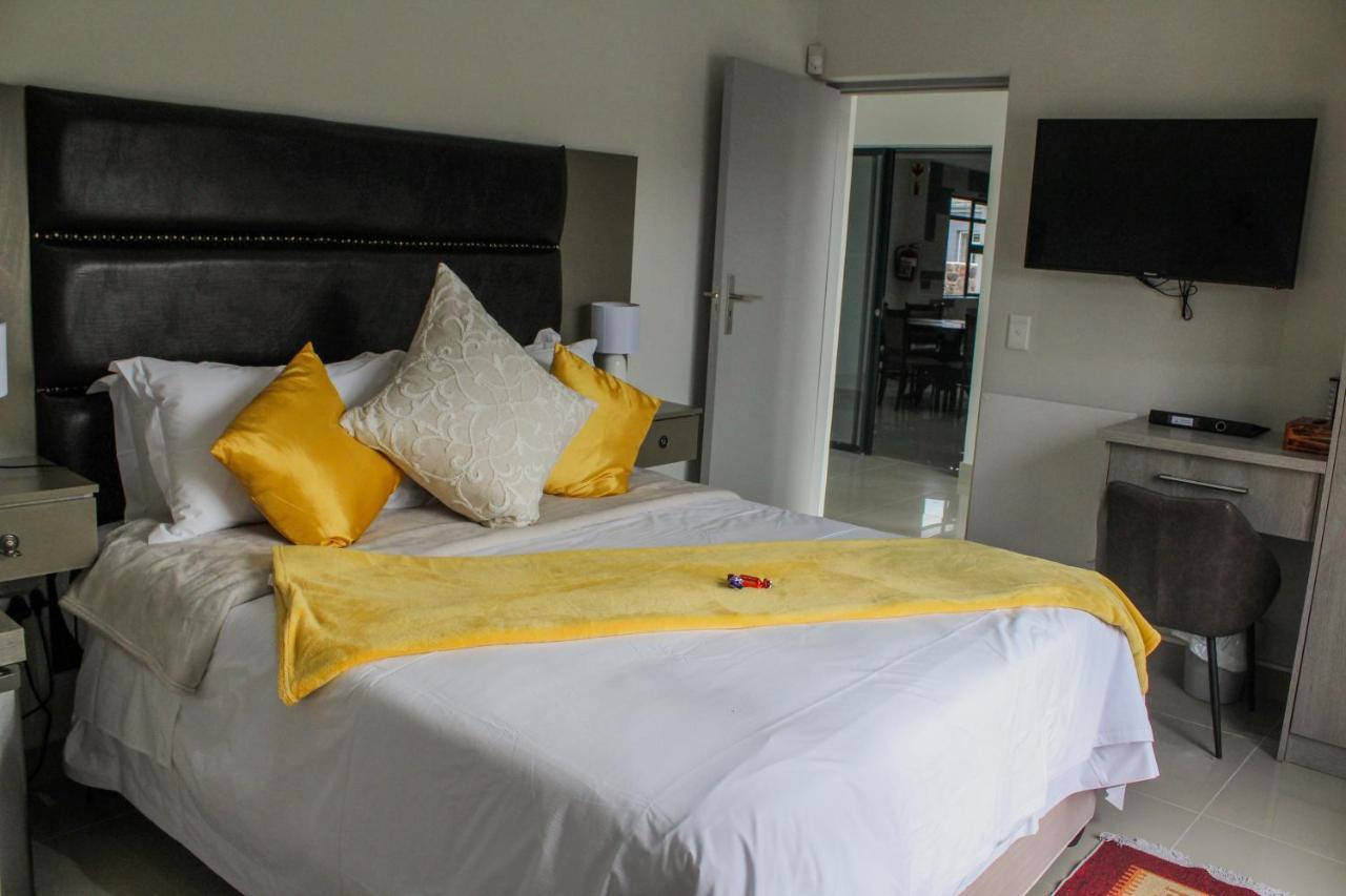 Elizabeth House Hotel Херманус Екстериор снимка